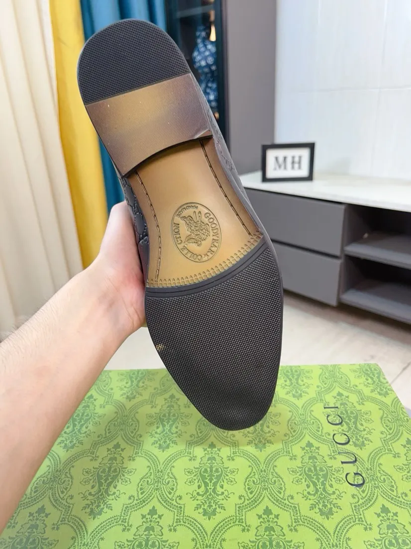 Men's shoes 💰500🌹🌹【GUCCI】The most popular classic Gucci leather shoes. Synchronized with the official website, the upper is made of Italian first-layer cowhide ➕cowhide lining, with unique brand and unique craftsmanship. Highlighting the hot style of the new year. Stop hesitating, stop wandering, get it now. Number: 38--44